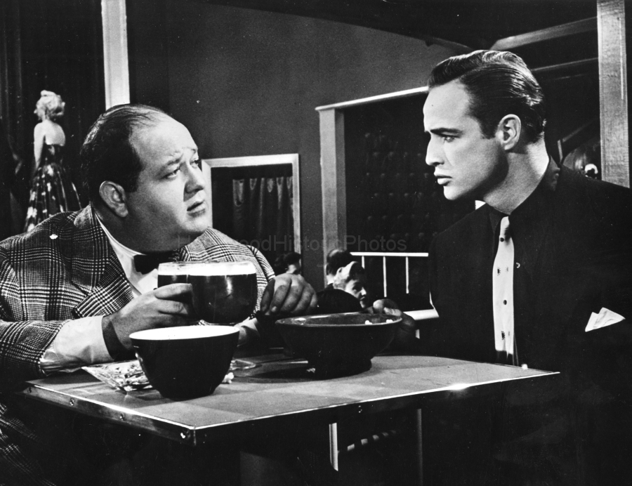 Marlon Brando 1955 Guys and Dolls with Stubby Kaye.wm.jpg